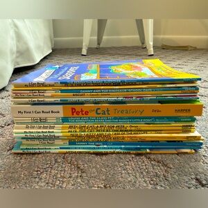 Lot of 20 + I can read books